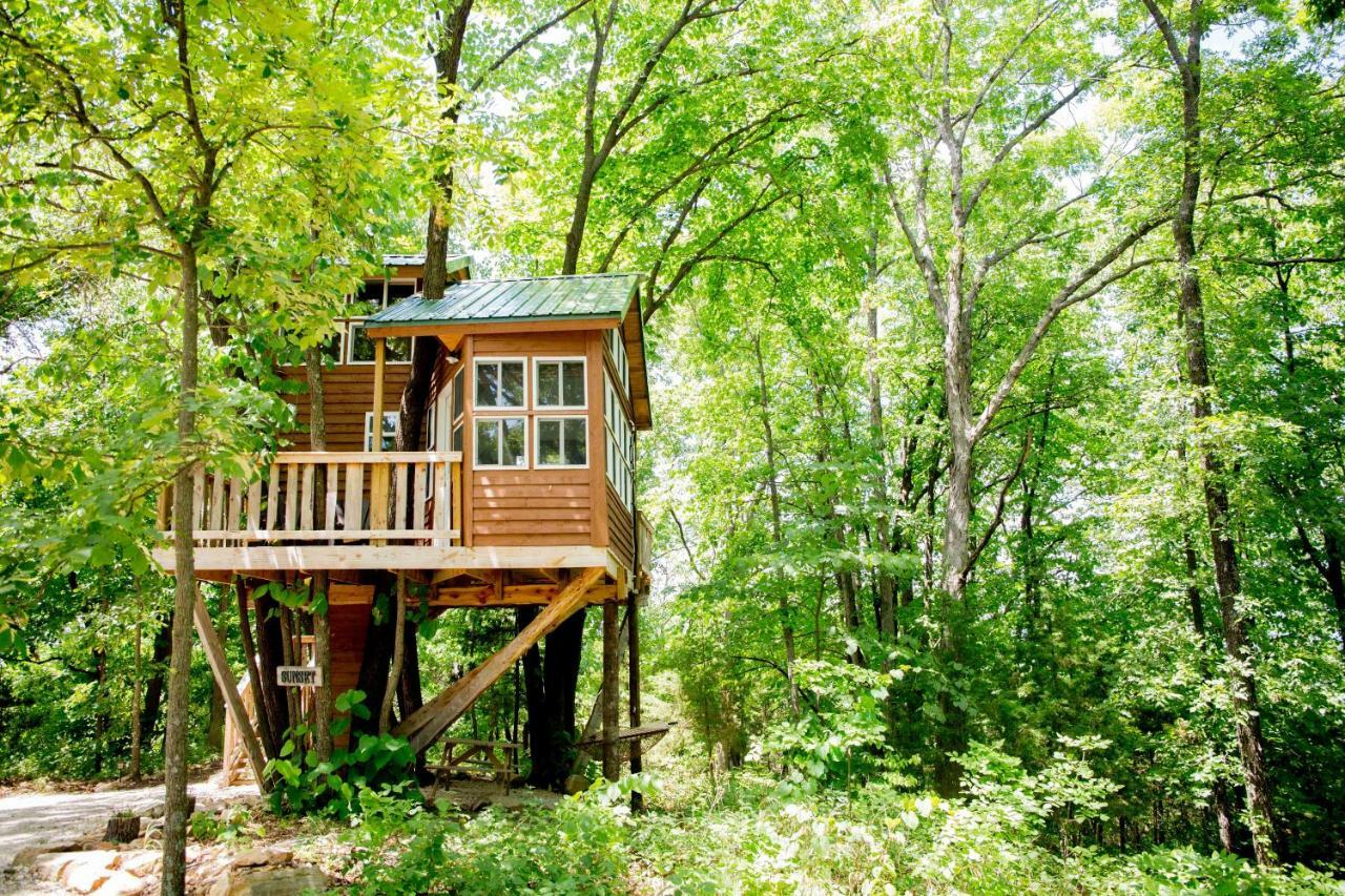 The Cottage Treehouses Hermann Exterior foto