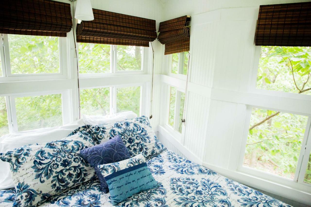 The Cottage Treehouses Hermann Exterior foto